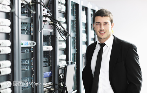 轻与薄 现代IT工程师的移动办公与数据中心之翼